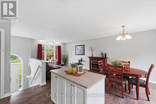 Foyer - 15448 Telephone Road, Brighton, ON K0K1H0 Photo 4