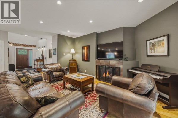1545 Judd Road, Squamish, BC V0N1H0 Photo 5