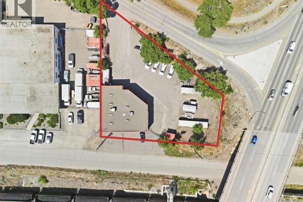 1545 River Street, Kamloops, BC, photo 2