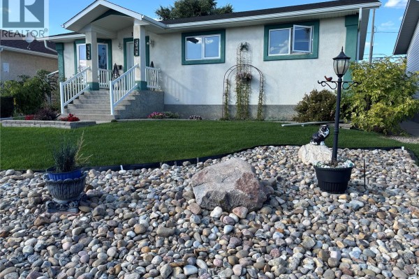 1546 Athabasca Street W, Moose Jaw