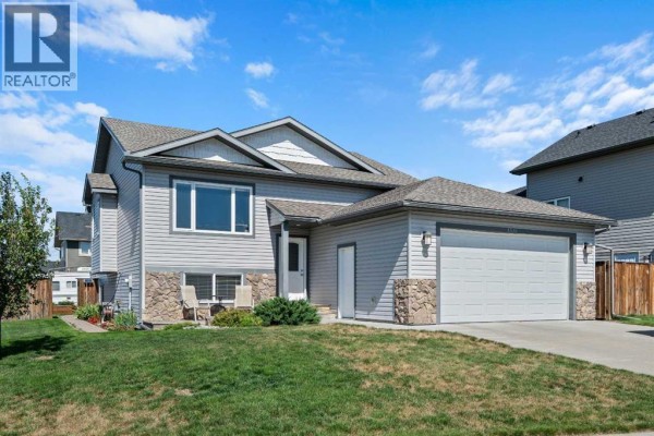 1546 Idaho Street, Carstairs, AB, photo 3