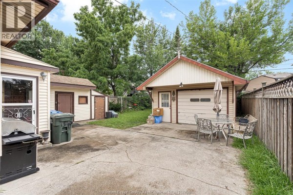 Kitchen - 1547 Ellrose Avenue, Windsor, ON N8Y3X6 Photo 4