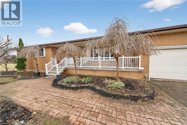 Laundry room - 1549 Guyatt Road, Binbrook, ON L0R1C0 Photo 2