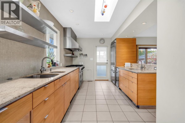 1549 W 33 Avenue, Vancouver, BC V6M1A8 Photo 5