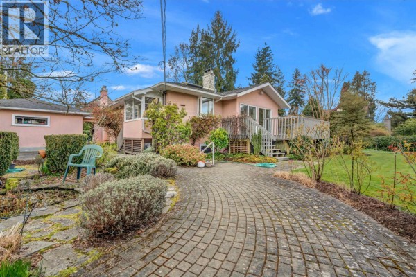 1549 W 33rd Avenue, Vancouver, BC, photo 3