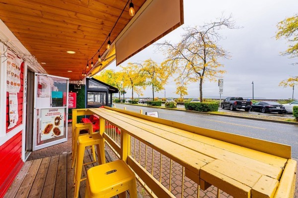 15491 Marine Drive, White Rock, BC V4B1C9 Photo 5