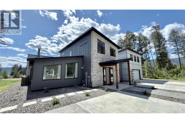 Full bathroom - 155 Caitlin Road, Christina Lake, BC V0H1E3 Photo 4