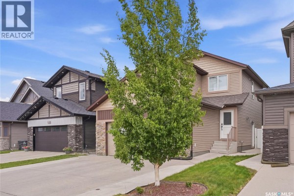 155 Dagnone Lane, Saskatoon, SK, photo 2