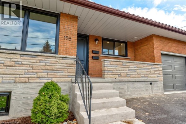 5pc Bathroom - 155 Doon Road Unit# Upper, Kitchener, ON N2G3E1 Photo 4