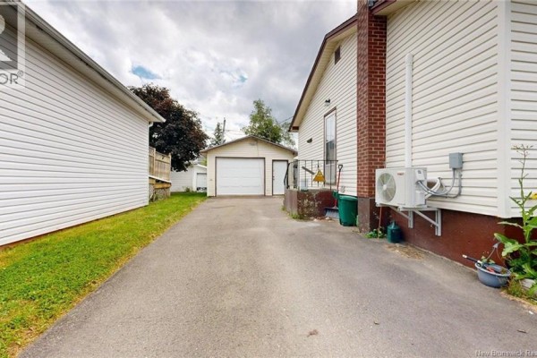 Bedroom - 155 Ellerdale Avenue, Moncton, NB E1A3M8 Photo 2
