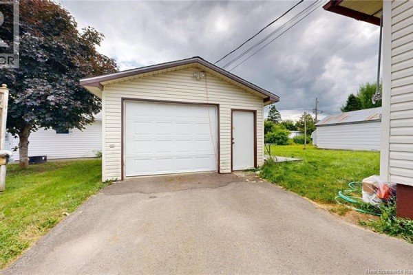 2pc Bathroom - 155 Ellerdale Avenue, Moncton, NB E1A3M8 Photo 3