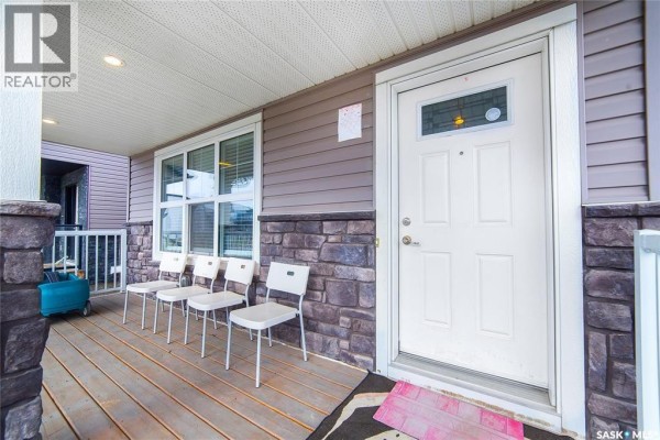 4pc Bathroom - 155 Marlatte Crescent, Saskatoon, SK S7W0T1 Photo 2