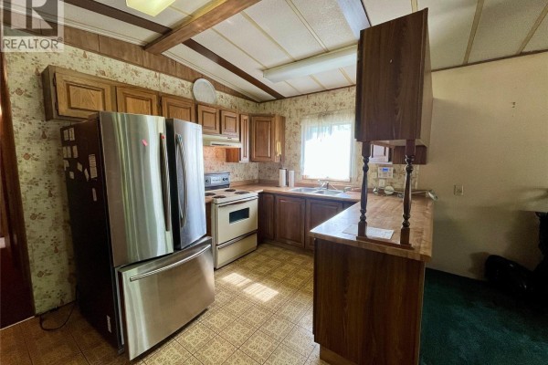Living room - 155 Meikle Avenue, Tumbler Ridge, BC V0C2W0 Photo 5