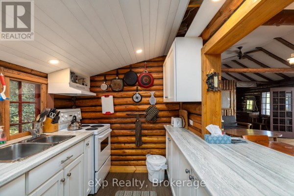 Kitchen - 155 North Shore Road, Northern Bruce Peninsula, ON N0H1W0 Photo 2