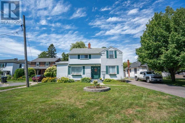 155 Pine St, Sault Ste  Marie, ON, photo 3