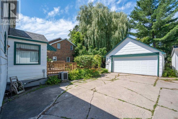 Recreation room - 155 Pine St, Sault Ste  Marie, ON P6A3Y7 Photo 4
