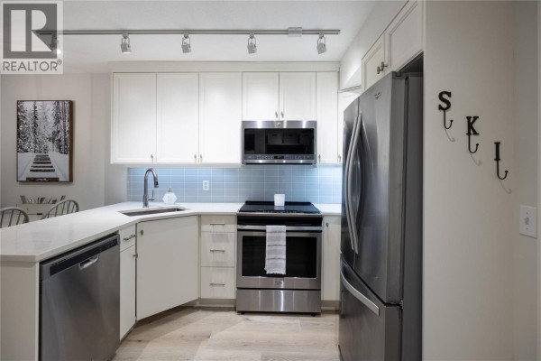 Full bathroom - 155 Silver Lode Lane Unit# 253, Silver Star, BC V1B3M1 Photo 2