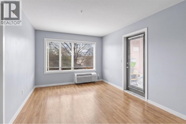 1550 Dickson Avenue Unit# 222, Kelowna, BC, photo 2