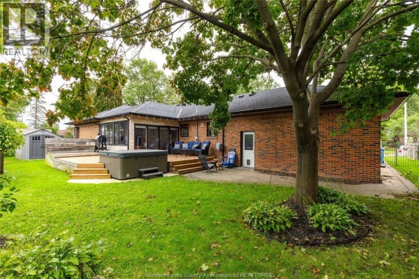 Office - 1550 Ypres, Windsor, ON N8W1R9 Photo 5