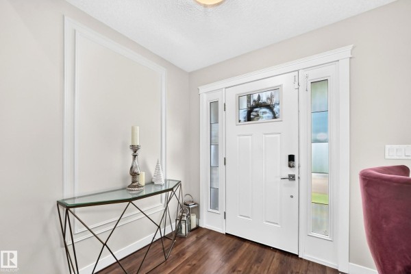 Family room - 15503 95 Av Nw, Edmonton, AB T5P0A2 Photo 4