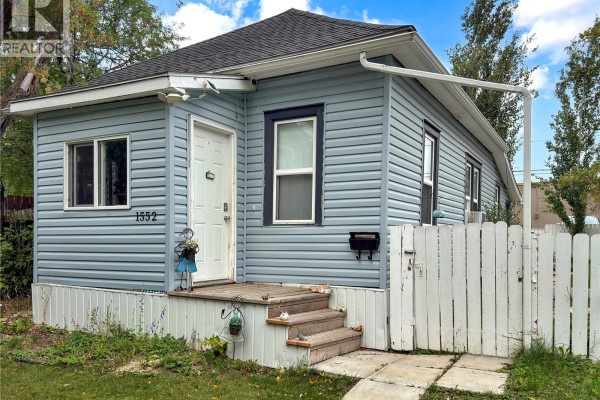 1552 99th Street, North Battleford