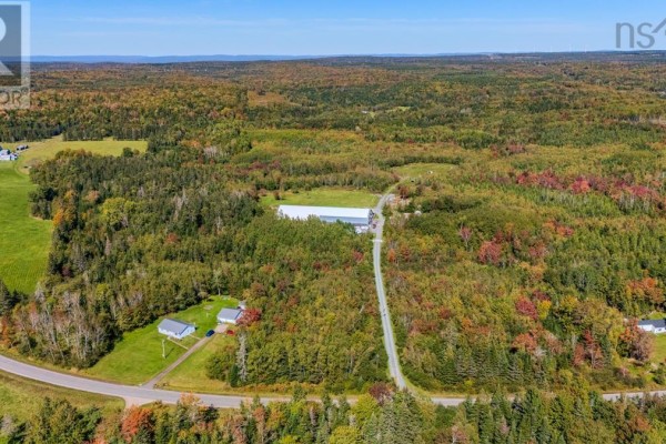 4pc Bathroom - 1554 Pleasant Valley Road, Green Creek, NS B0N1C0 Photo 4
