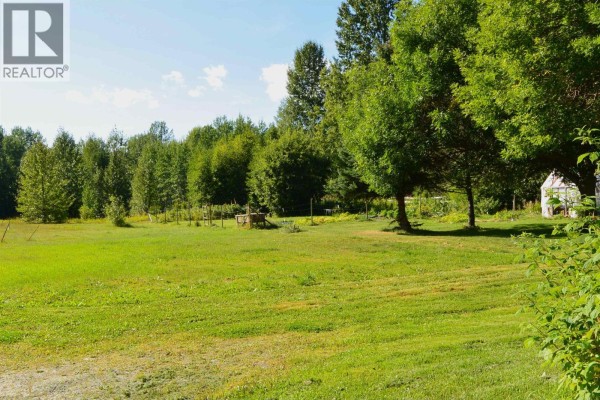 Bedroom 2 - 1555 Aldous Street, Hazelton, BC V0J2J1 Photo 5