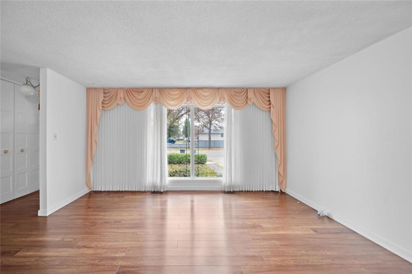 Bedroom - 1557 Jefferson Avenue, Winnipeg, MB R2P1B6 Photo 4