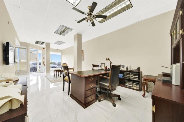 15573-15575 Marine Drive, Surrey, BC, photo 3