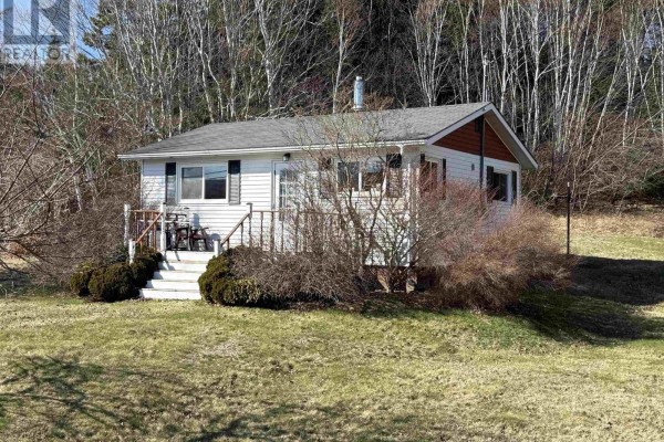 Eat in kitchen - 15576 Highway 316, Middle Country Harbour, NS B0K1J0 Photo 2