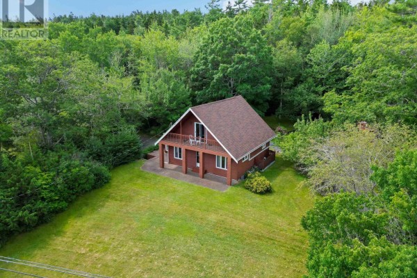 Dining nook - 1558 Highway 329, Birchy Head, NS B0J1T0 Photo 2