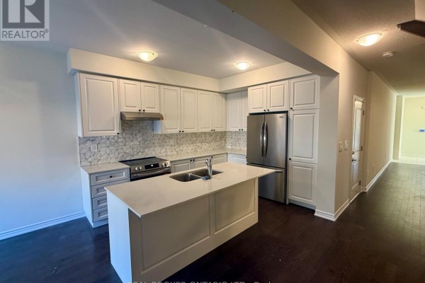 Kitchen - 1559 Kitchen Court, Milton, ON L9E1Y7 Photo 4