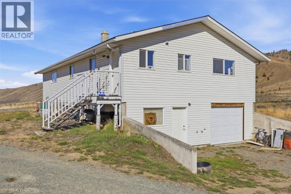 1559 Steelhead Road, Kamloops, BC, photo 3