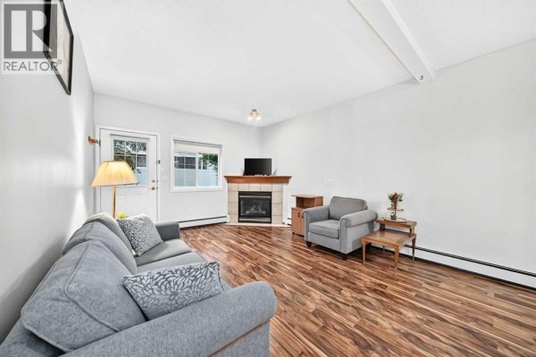Primary Bedroom - 156, 1415 Centre A Street Ne, Calgary, AB T2E2Z8 Photo 4