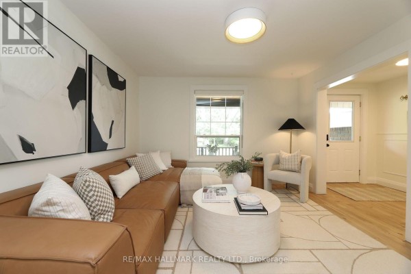 Primary Bedroom - 156 Brock Avenue, Toronto, ON M6K2L4 Photo 4