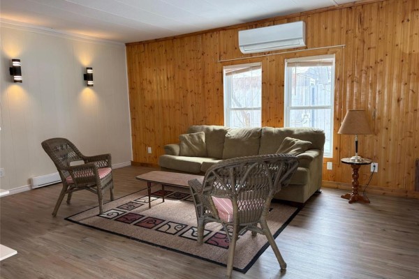 Primary Bedroom - 156 Burlington Beach Road, Shoal Lake, MB R0J1Z0 Photo 5