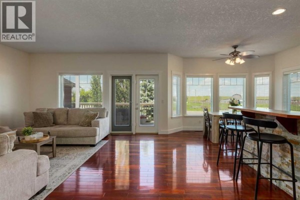 Foyer - 156 Camden Court, Strathmore, AB T1P1Y1 Photo 4