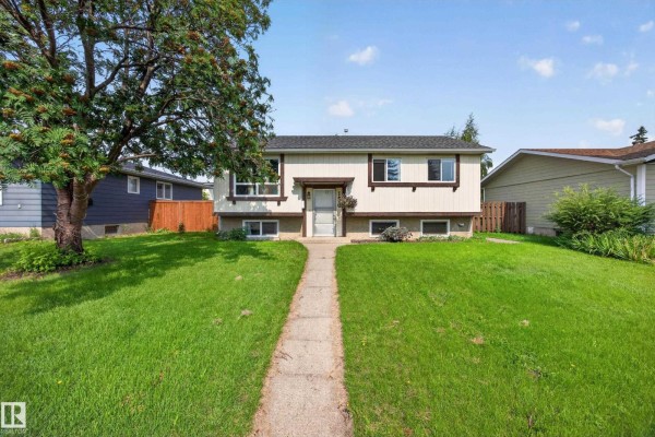 Kitchen - 156 Clareview Rd Nw, Edmonton, AB T5A3Y3 Photo 3