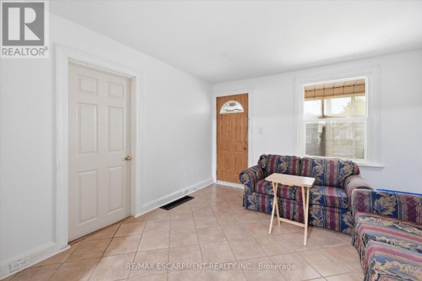156 Hope Avenue, Hamilton, ON, photo 3