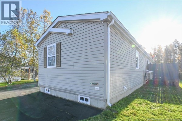 Bedroom - 156 Leblanc Street, Shippagan, NB E8S1X3 Photo 4