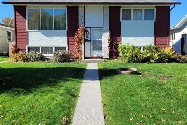 156 Risbey Crescent, Winnipeg