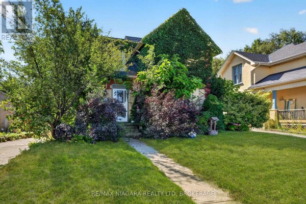 156 Terrace Hill Street, Brantford, ON N3R1G6 Photo 2