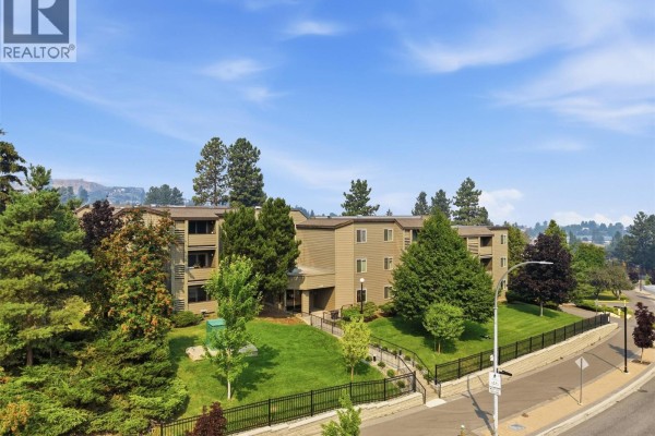 1560 Summit Drive Unit# 224, Kamloops, BC, photo 2
