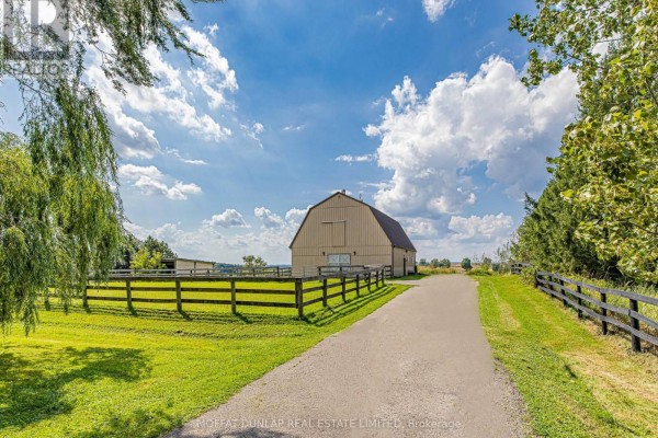 15600 Eleventh Concession Road, King, ON, photo 3