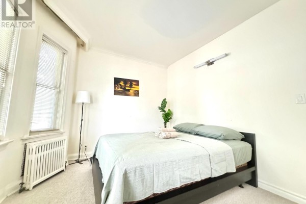 1563 Bathurst Street, Toronto, ON M5P3H8 Photo 5