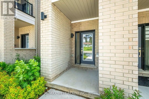 1563 Green Road, Clarington, ON L1C7E5 Photo 3
