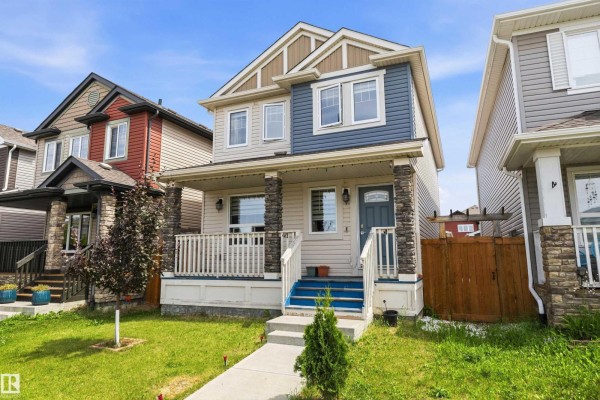 1563 Tamarack Bv Nw, Edmonton, AB, photo 2