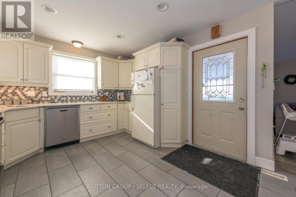 1566 Nairn Avenue, London East, ON N5V2P2 Photo 2