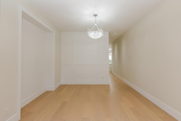 15672 82a Avenue, Surrey, BC V4N0R9 Photo 4