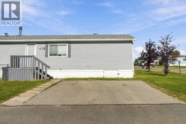 3pc Bathroom - 157, 10615 88 St, Grande Prairie, AB T8X1P5 Photo 2